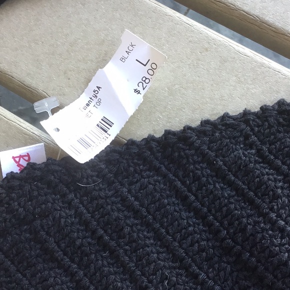 NWT crochet halter top - Picture 2 of 5